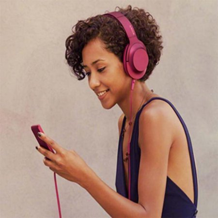 SONY 워크맨 NW-A25 [색상:핑크/16GB/HRA하이레졸루션오디오/블루투스3.0] + 아이유 헤드폰 MDR-100AAP/PCE [보르도 핑크 / 통화가능 / 티타늄코팅 진동판으로 고음질사운드 지원]