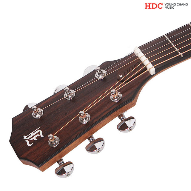 영창기타 BARON-OM