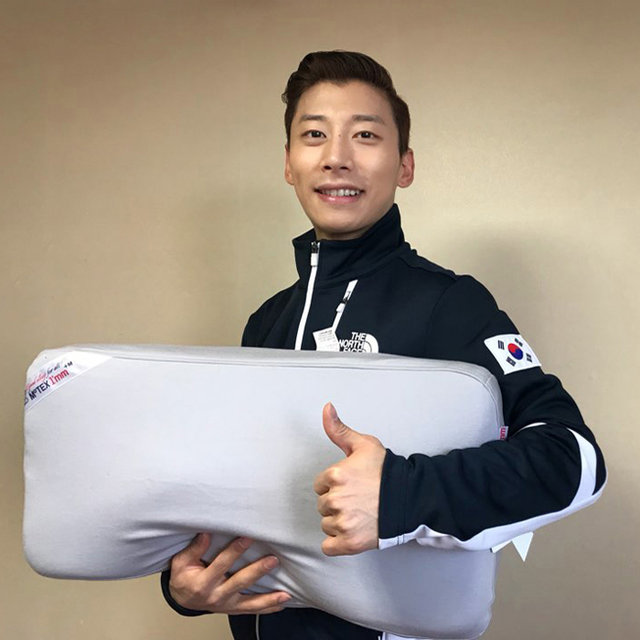 <단독특가/MD추천>아임플러스 1mm 높이조절 베개