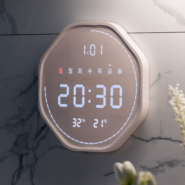 플라이토 루나 터닝 폴리곤 우드 인테리어 LED 벽시계 29.5cm