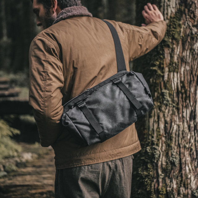 [키홀더 증정] [WOTANCRAFT] 우탄크래프트 카메라백 Fighter 03 Rider Bag Charcoal Black