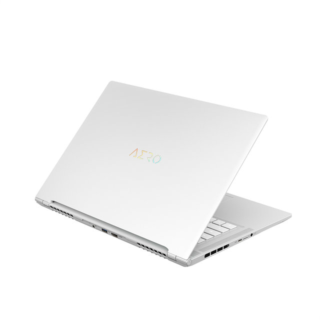 AERO 16 BSF OLED i7