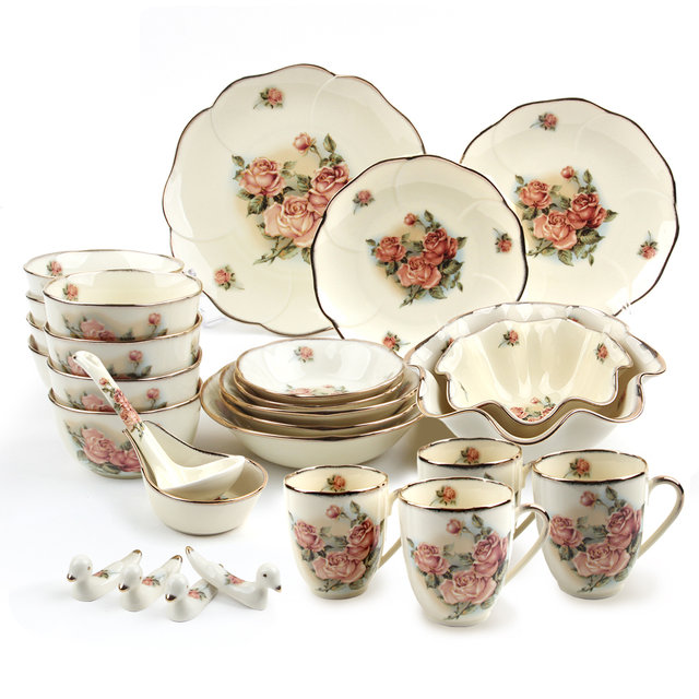 퀸로즈 4인홈세트 32pcs - B타입 (공기+대접+접시+머그컵 등)