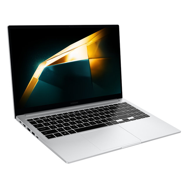 갤럭시 북4 노트북 NT750XGK-KC38S (Core3 100U 8GB 256GB 39.6cm FHD LED Anti-Glare Win11 실버)