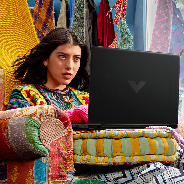 혜택가 119만 HP 빅터스 16-r1711TX 인텔 i5-14450HX 16GB RTX4060 게이밍 노트북