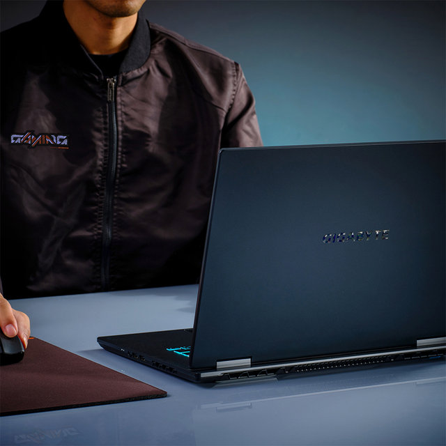 기가바이트 Gaming A16 CMH 인텔 i5 RTX4050 지포스 게이밍 노트북 FHD 165Hz IPS