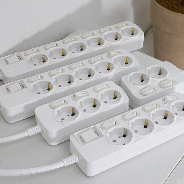 THE 슬림플러그 국산 개별 과부하차단 4구 멀티탭 납작 플러그 스위치 3m