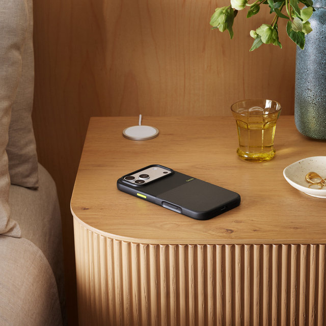 카메라 컨트롤 지원 Magsafe형 Beats 아이폰 17 프로 맥스 Rugged 케이스 - 에베레스트 블랙 - [MGJ84PA/A]