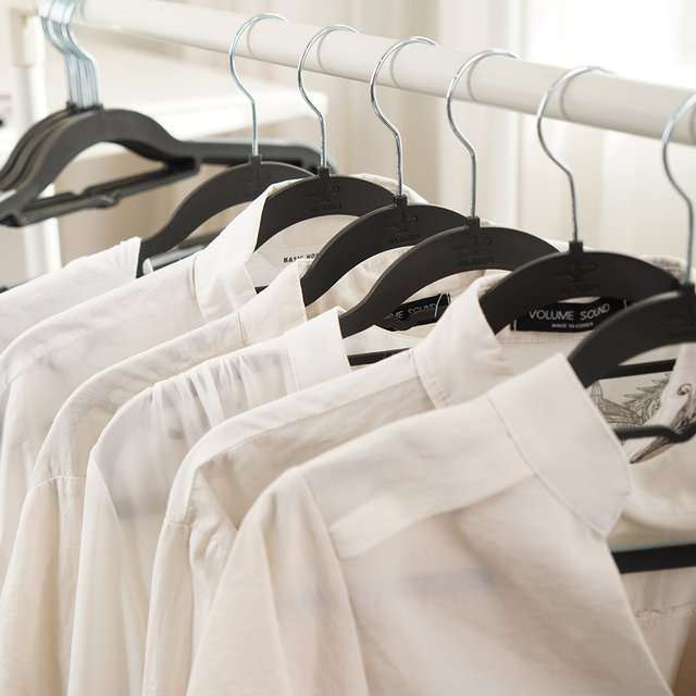 [비밀특가] 논슬립 옷걸이 어깨뿔방지 고리회전형 알라딘 옷걸이 100개