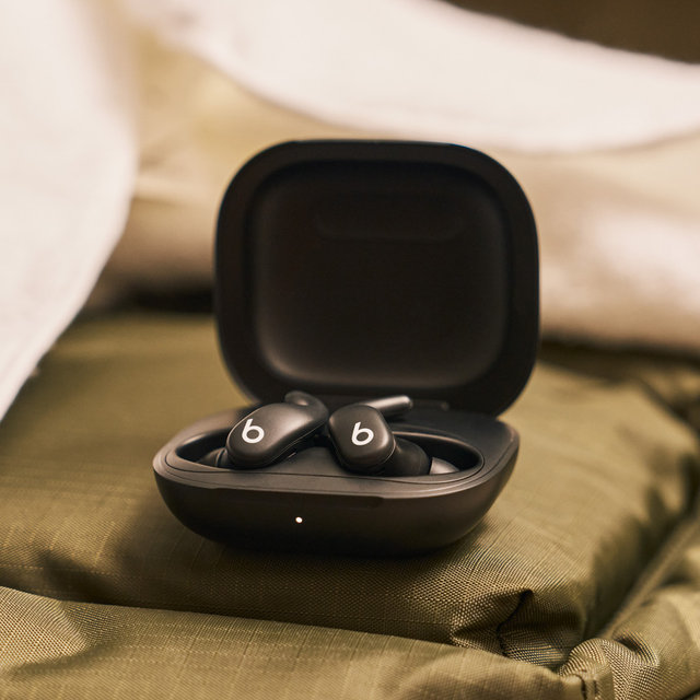 파워비츠 핏 고성능 이어버드 (제트 블랙) - [ME2J4ZP/A]