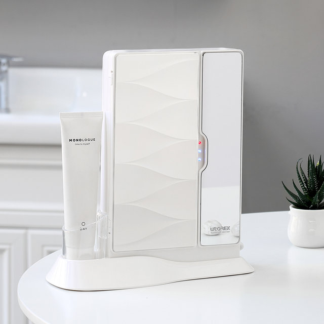 유토렉스 가정용 전신형 칫솔살균기 24시간 75도 히팅 건조 살균 면도기살균기