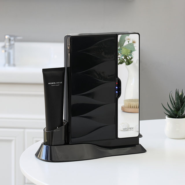 유토렉스 가정용 전신형 칫솔살균기 24시간 75도 히팅 건조 살균 면도기살균기