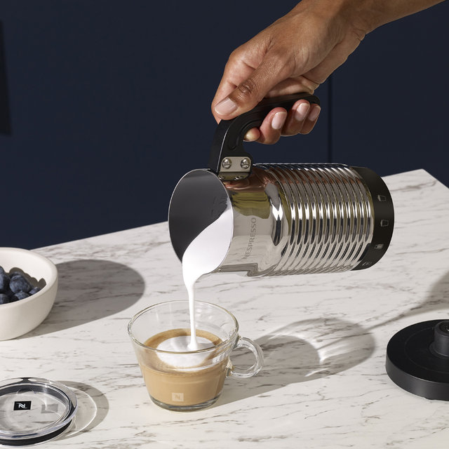 네스프레소 우유거품기 에어로치노4