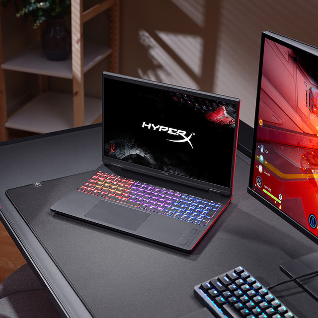 HyperX OMEN 15-gb0052AX 오멘 게이밍노트북 Ryzen5-240 24GB/1TB/RTX 5050/FREEDOS