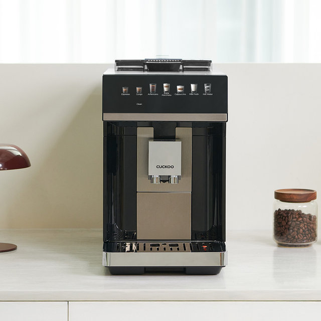 쿠쿠 전자동 커피머신 더크레마 라떼 밀크 스팀 CCM-DAEM2010BK